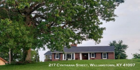4BR Home - Pets Allowed by ARK Experience